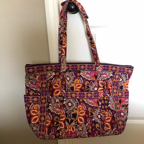 Vera Bradley Handbags - Vera Bradley tote